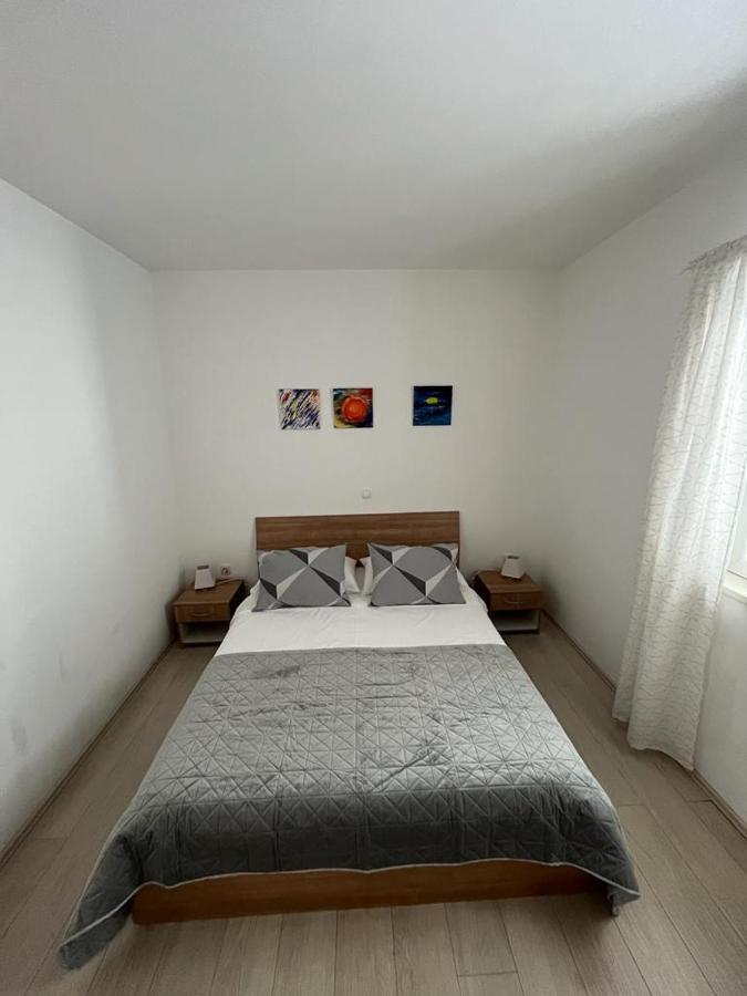 Apartman Cezar Appartamento Stobreč Esterno foto