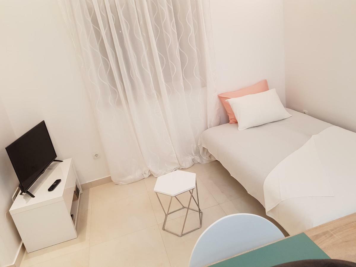 Apartman Cezar Appartamento Stobreč Esterno foto