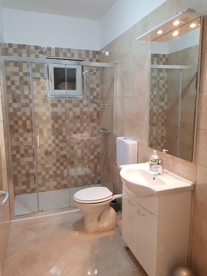 Apartman Cezar Appartamento Stobreč Esterno foto